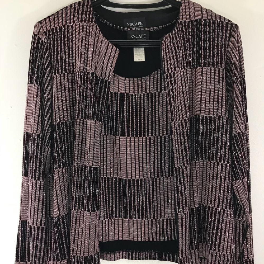 topic and blouse from the company XScape